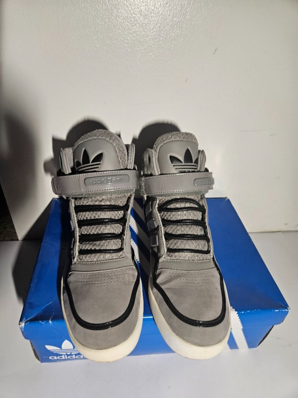 Adidas AR 2.0 High‑Top Sneakers Men’s Size 12 Grey Black